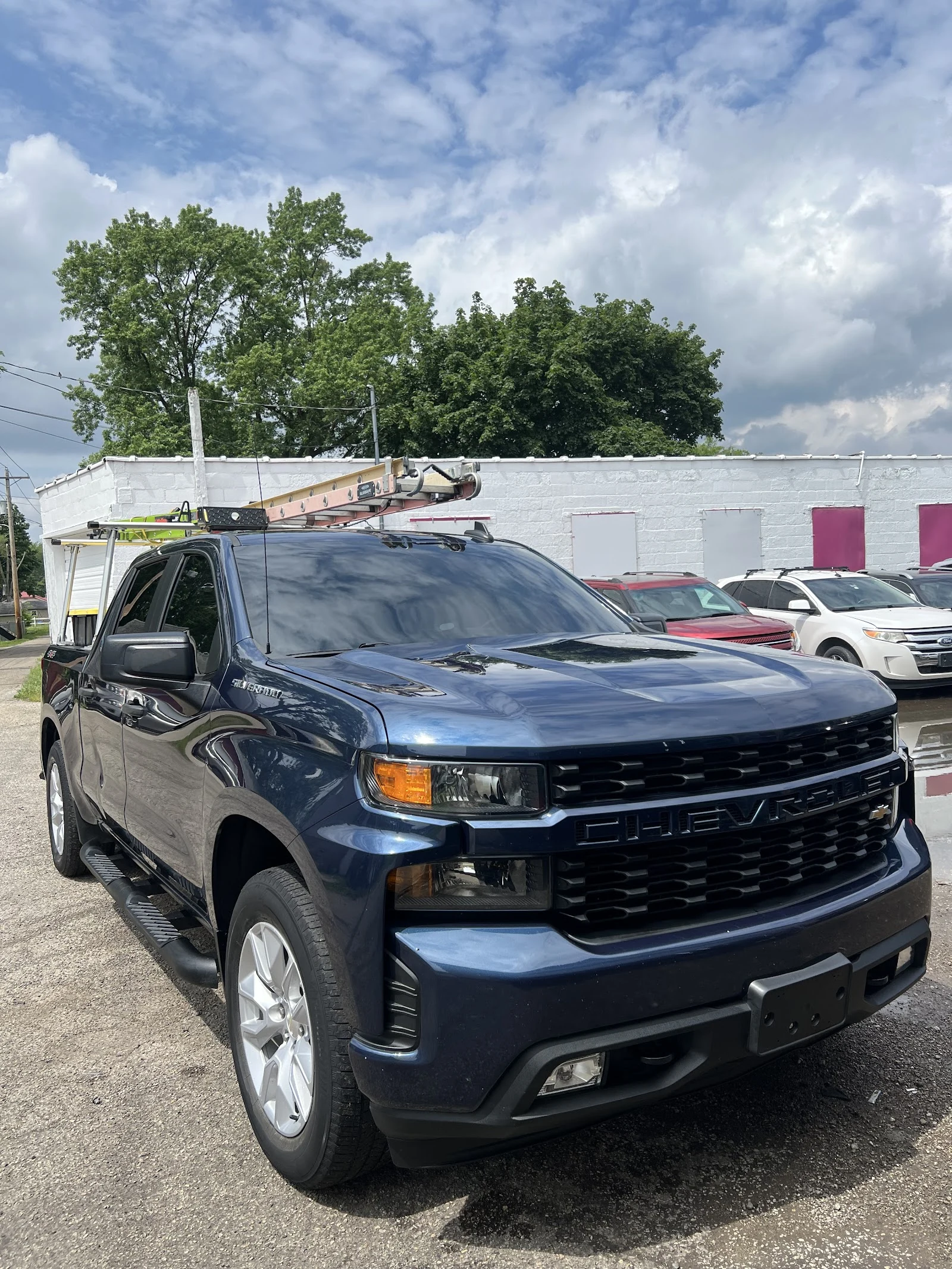 2customed in Elkhart, IN
